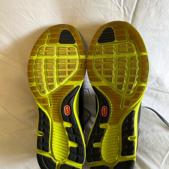 👟💕Nike “fly wire” smears in black, grey and green size 9 - Picture 10 of 10